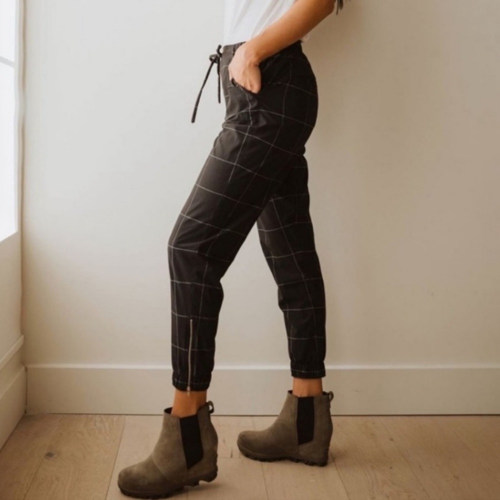 Albion Black Windowpane Jetsetter Ankle Zip Jogger Pant XS